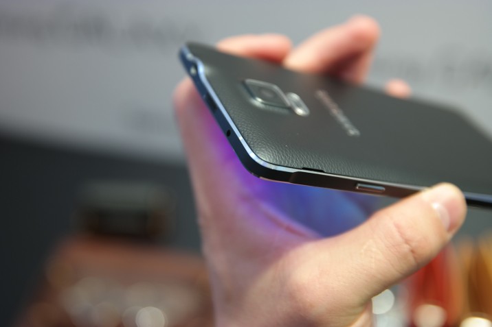 Samsung Galaxy Note 4, Evolutie Si Functii Noi