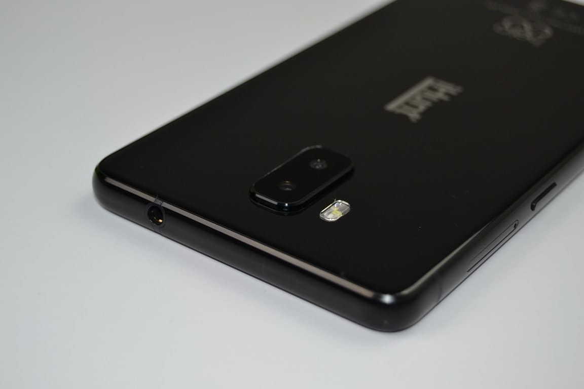 Unboxing iHunt Hero, telefon bezel less cu pret mic