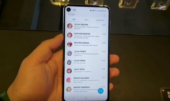 Samsung lanseaza primul telefon cu gaura in display, Galaxy A8s