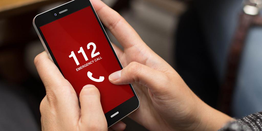 Lege: Telefoanele vandute in Romania numai cu aplicatia 112 instalata