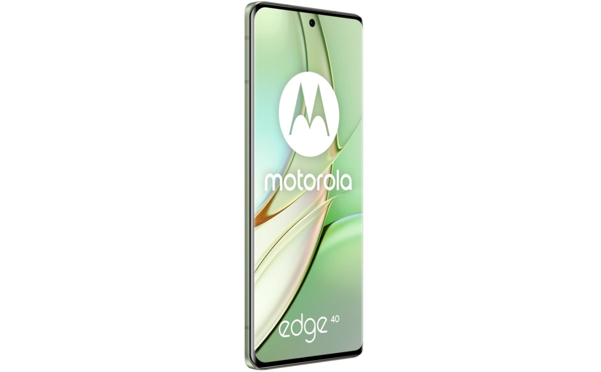 Motorola continua bine drumul cu Edge 40 Neo