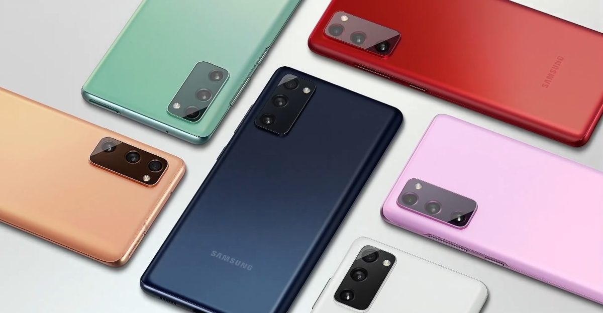 Samsung lanseaza un Galaxy S20 FE 5G 2022 mai ieftin