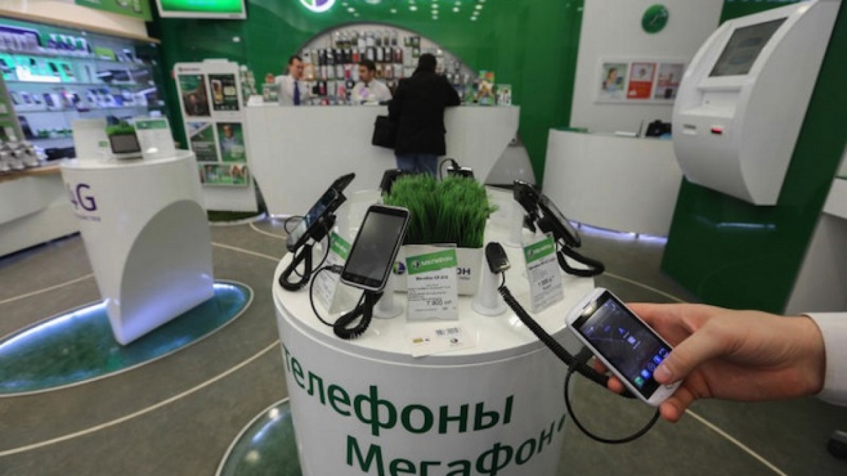 Rusia va importa telefoane fara permisiunea oficiala a marcilor